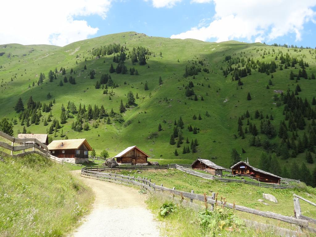 Gaestehaus Zwischenberger Obervellach Exterior foto